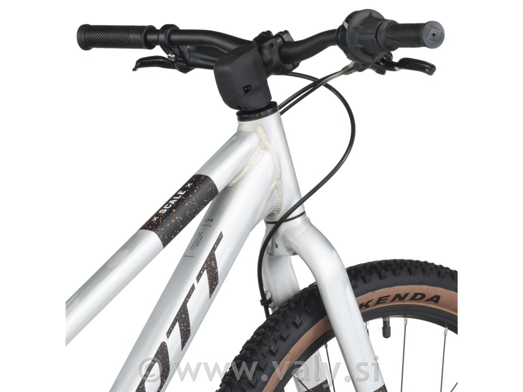 Scott otroško kolo Scale 400 siva