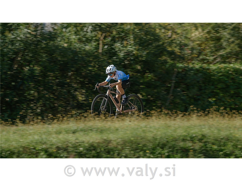 Cube mladinsko gravel kolo Nuroad Rookie One XXS
