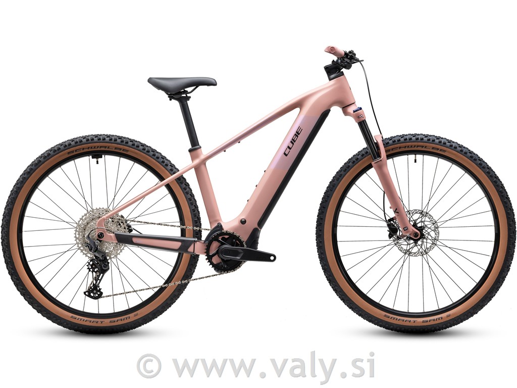 Cube kolo Reaction Hybrid Performance 720 ruby´n´black