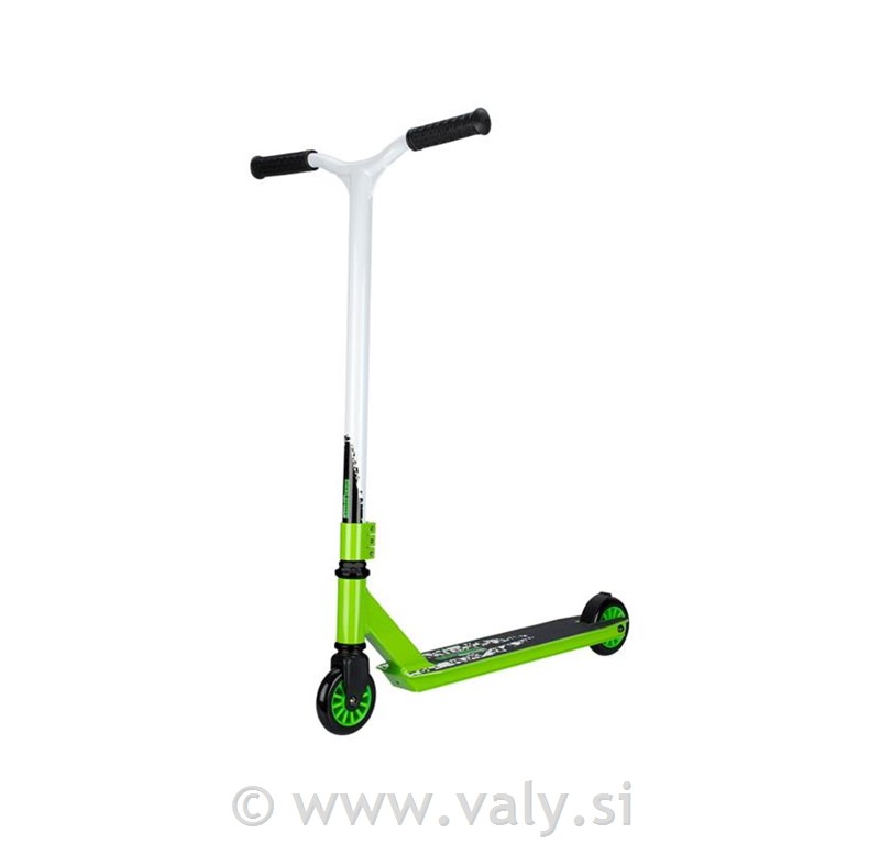 Black Dragon stunt / freestyle skiro