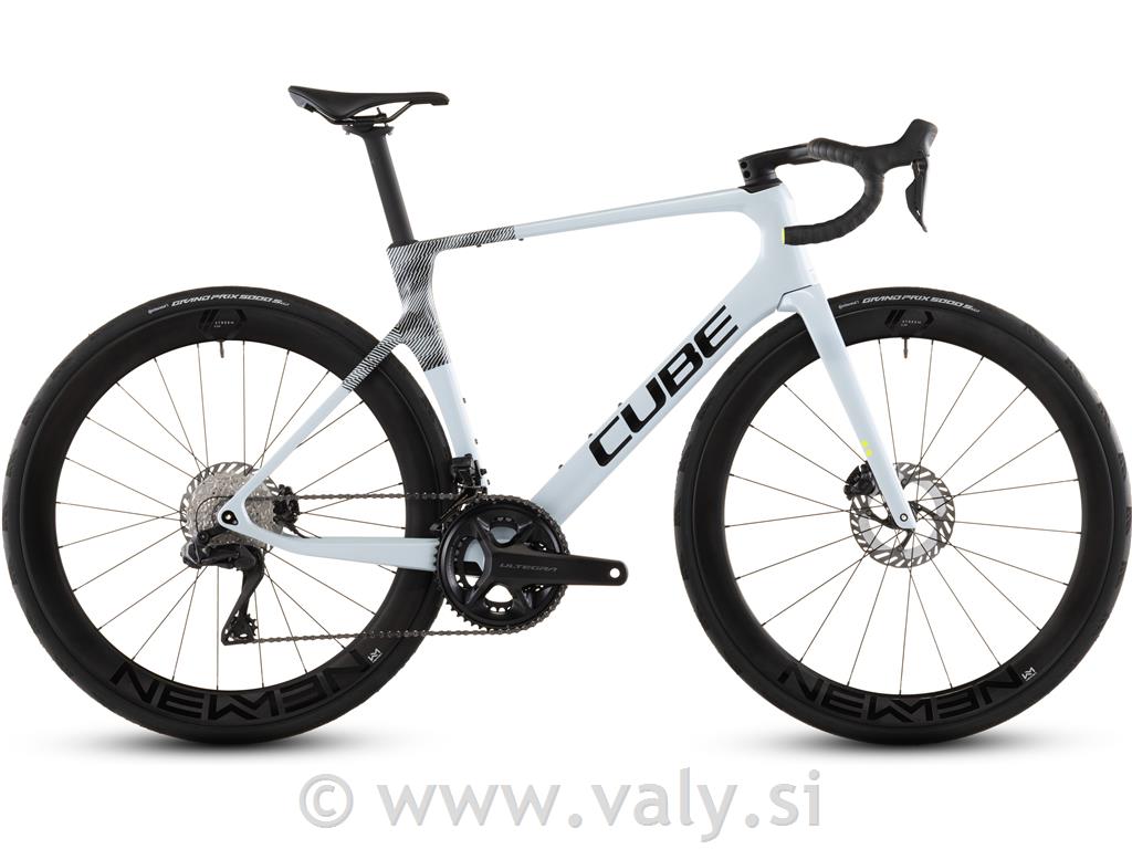Cube cestno kolo Agree C:62 Race