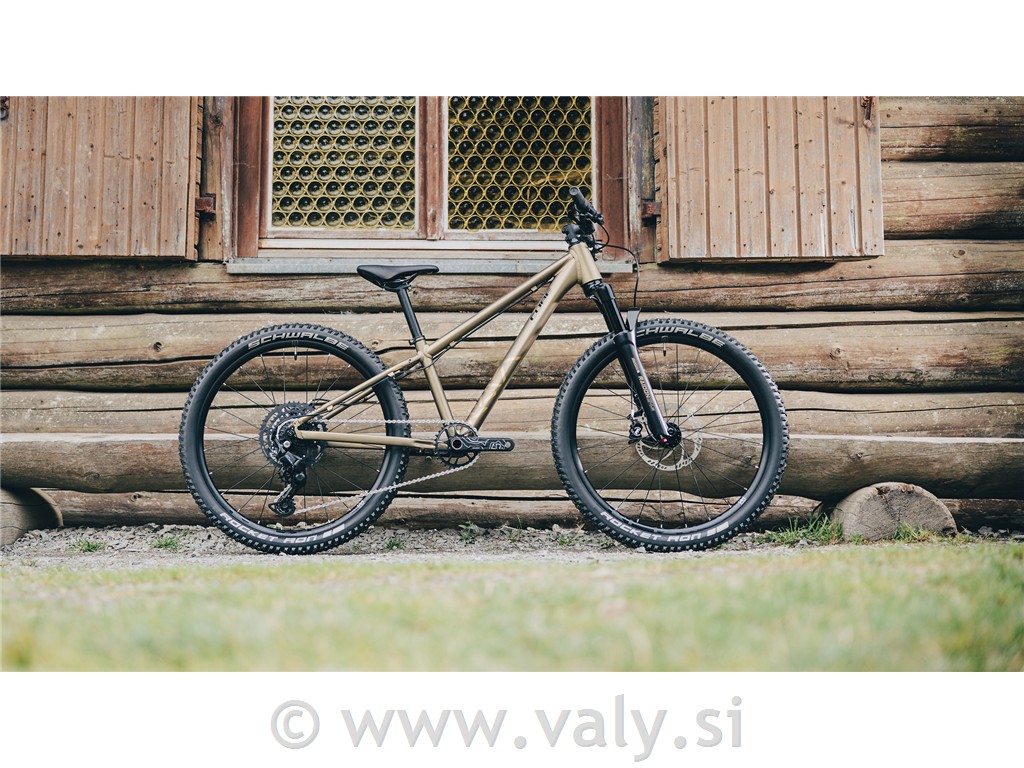 Cube otroško kolo Reaction TM (goldenlime´n´black)