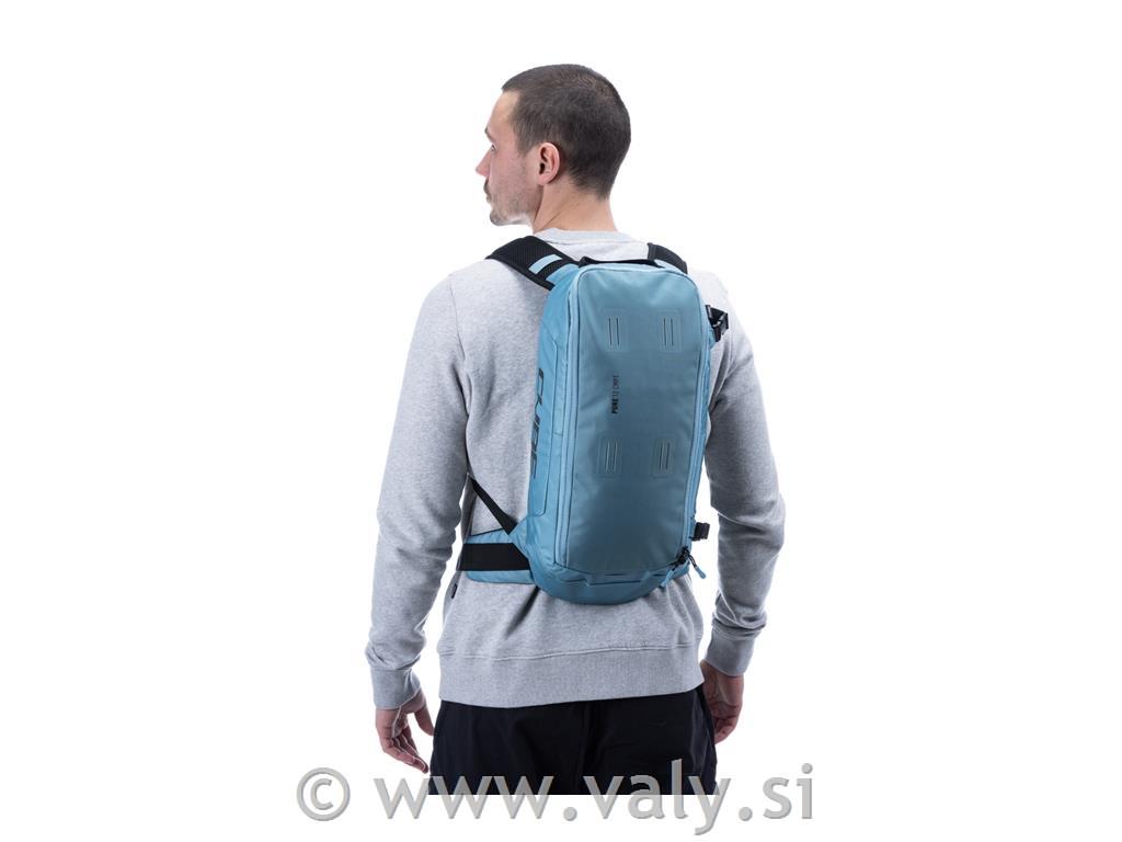 Cube nahrbtnik Pure 12 CMPT svetlo modra