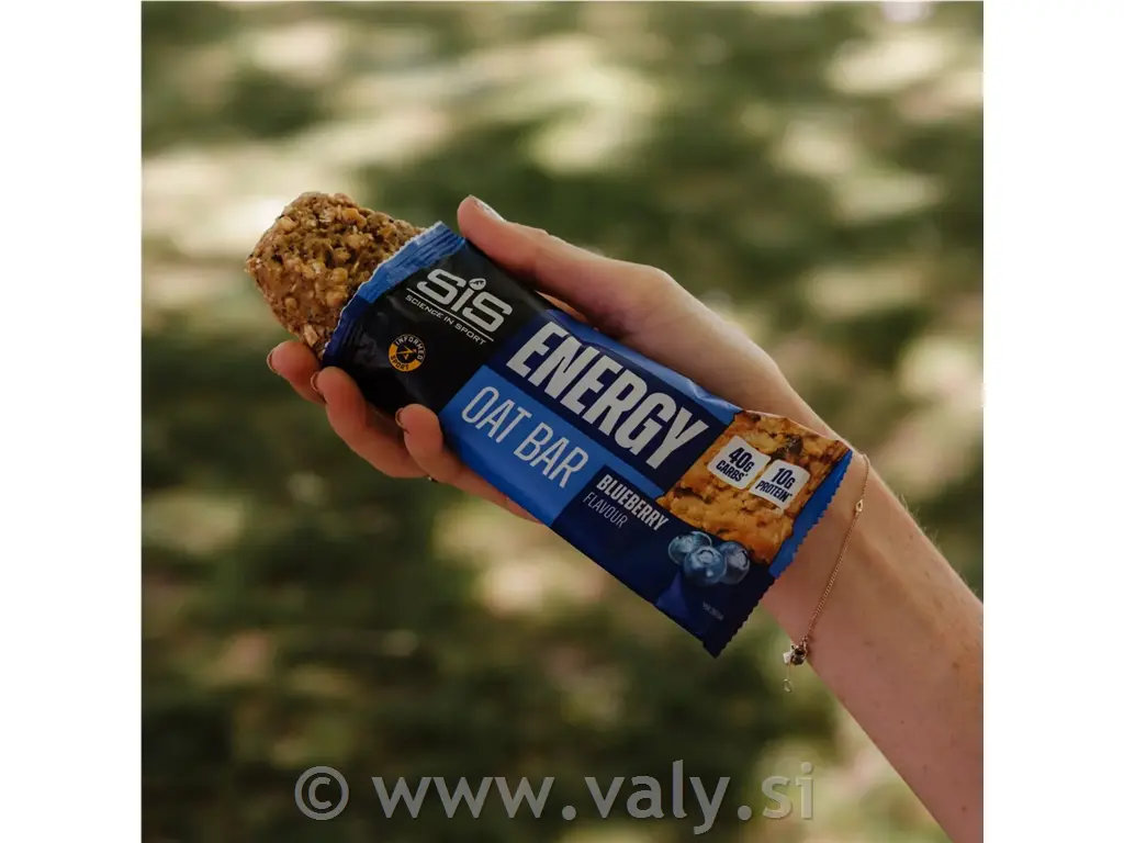 SiS-ploščica Energy OAT Bar 70g bela čokolada & oreščki