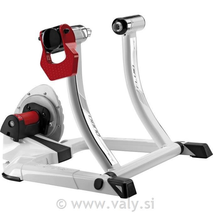 Elite trenažer Qubo FLUID