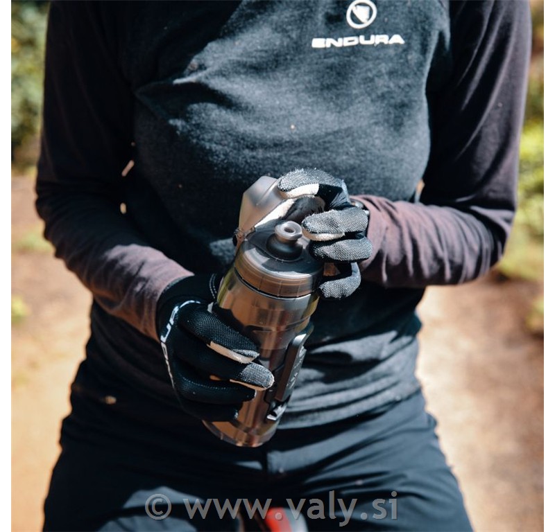 Fidlock bidon TWIST Single Bottle 590 transparent črna