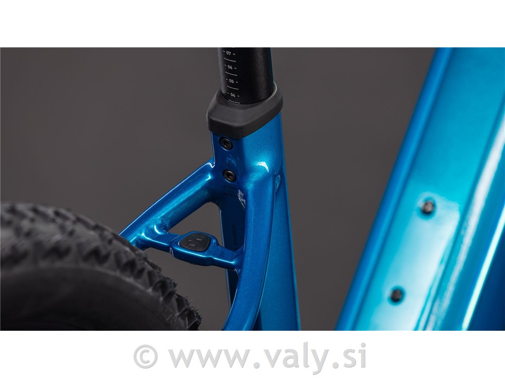 Cube žensko kolo Reaction Hybrid Performance 600 modra