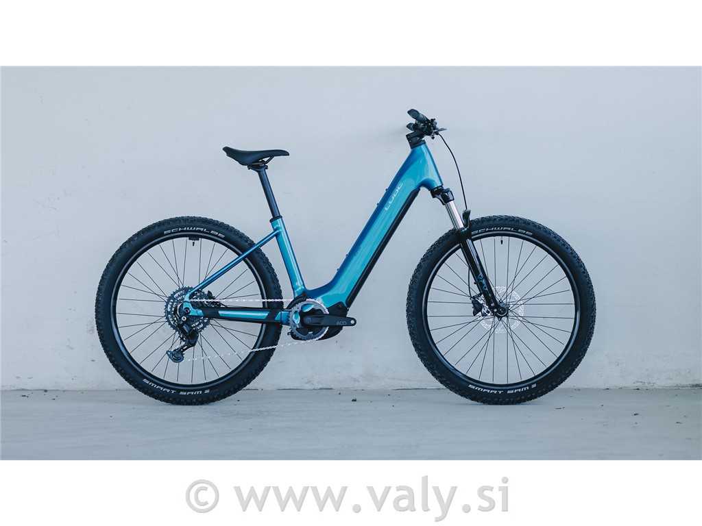 Cube žensko kolo Reaction Hybrid Performance 600 modra