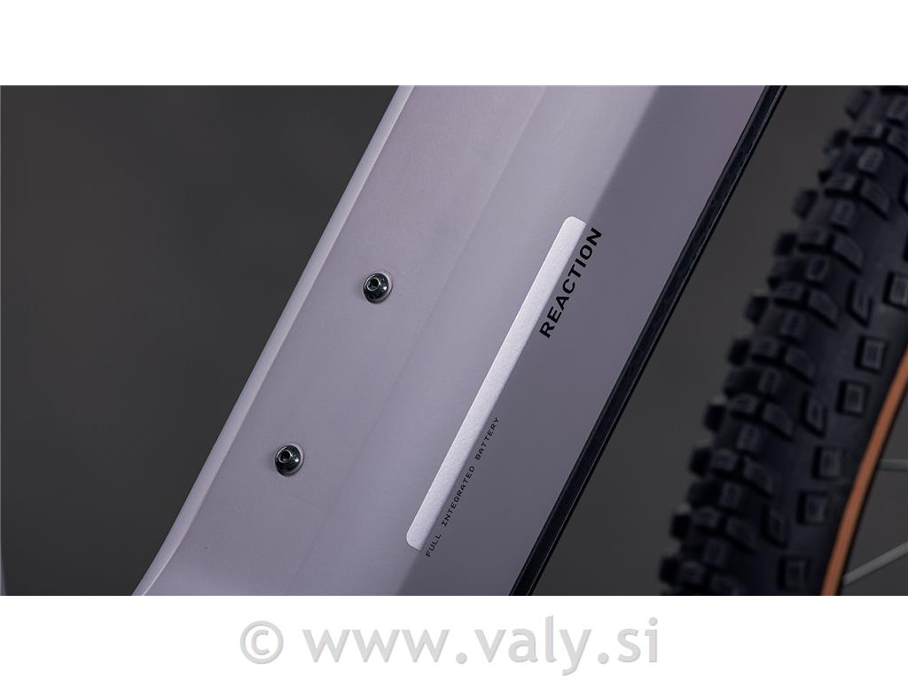 Cube žensko kolo Reaction Hybrid Performance 600 vijola