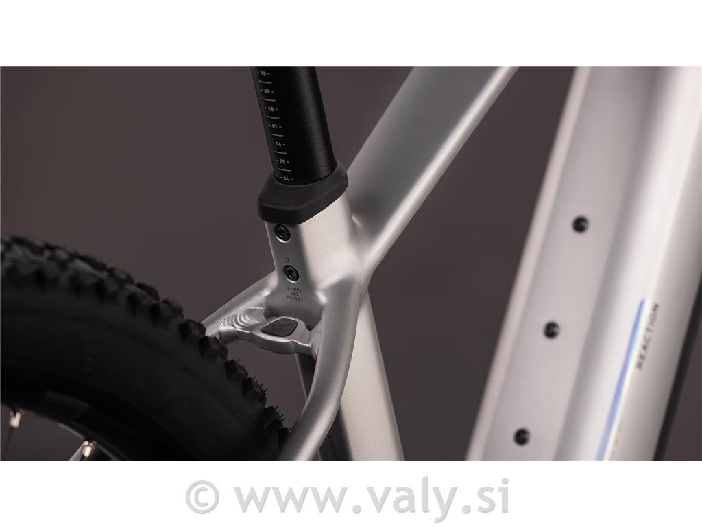 Cube kolo Reaction Hybrid ONE 800 siva (sleekgrey´n´prism)