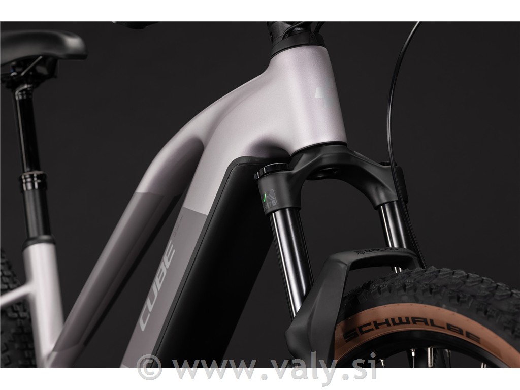 Cube kolo Reaction Hybrid PRO 800 lila (lilacbreeze´n´prizm)