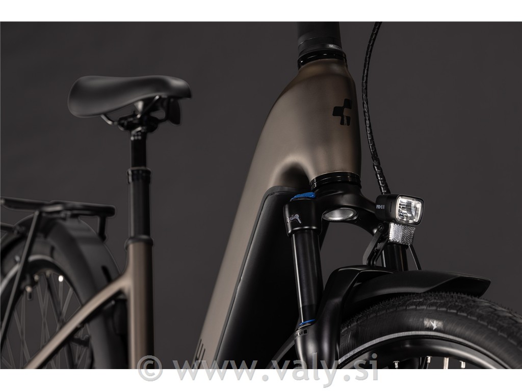 Cube električno kolo Touring Hybrid PRO 800 EE rjava