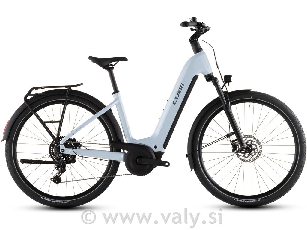Cube kolo Touring Hybrid One 600 EE bela (glacier´n´reflex)