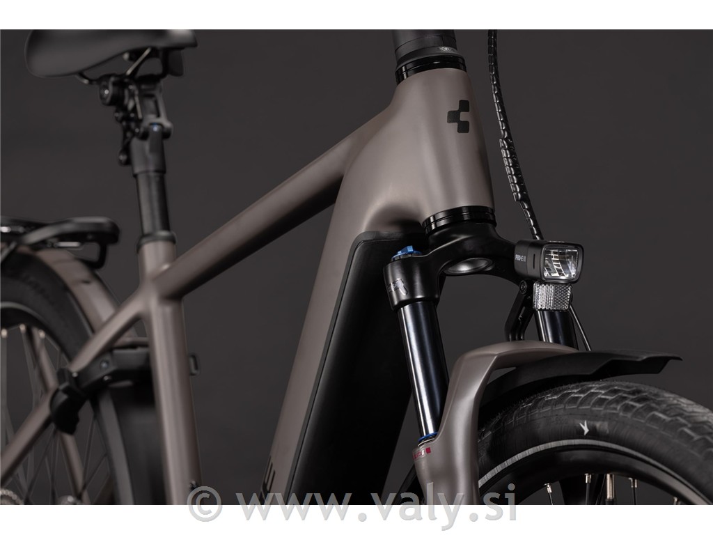 Cube kolo Kathmandu Hybrid ONE 800 siva (cedar´n´chrome)