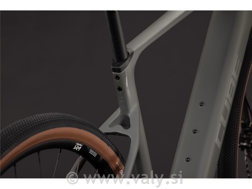 Cube električno gravel kolo Nuroad Hybrid C:62 RACE 400X
