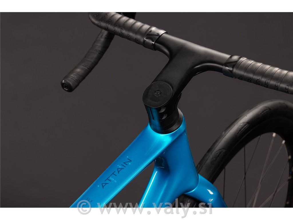 Cube cestno kolo Attain C:62 SLX modra (bali´n´blue)