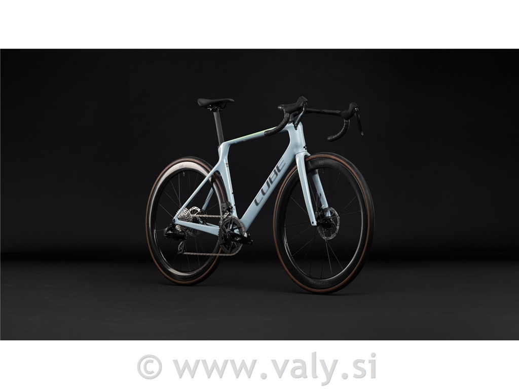 Cube cestno kolo Agree C:62 EX glacier´n´black