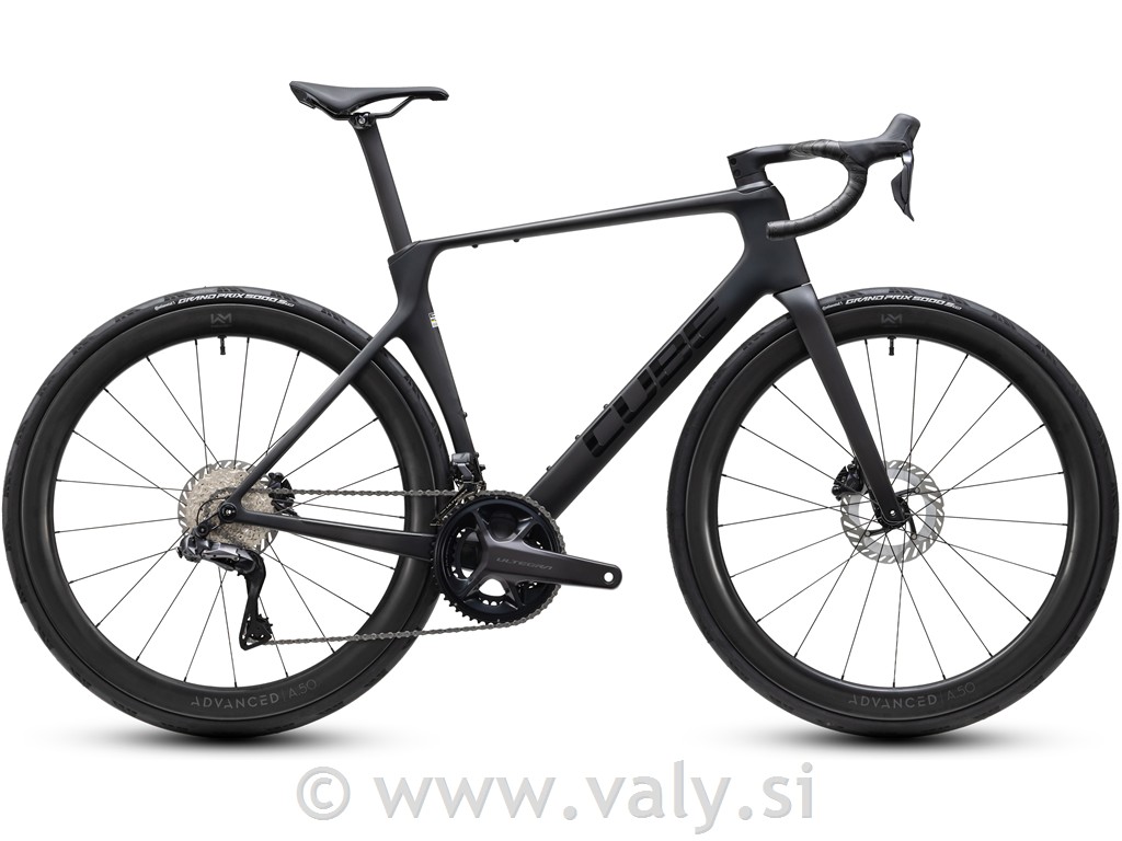 Cube cestno kolo Agree C:62 Pro črna (carbon´n´black)