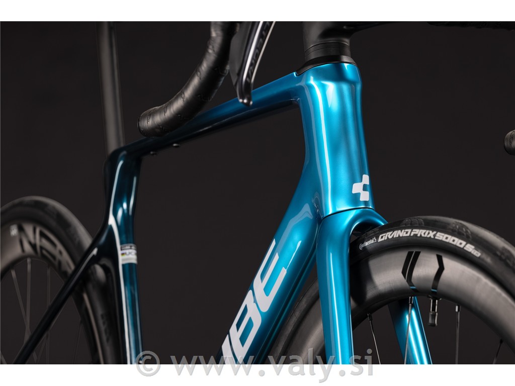 Cube cestno kolo Agree C:62 Race chromeblue´n´liquidblue