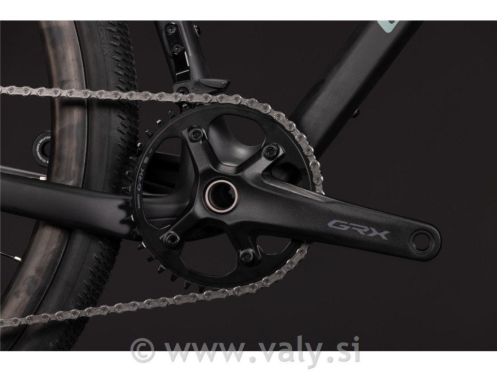 Cube gravel kolo Nuroad C:62 ONE črna (carbon´n´shiftverde)