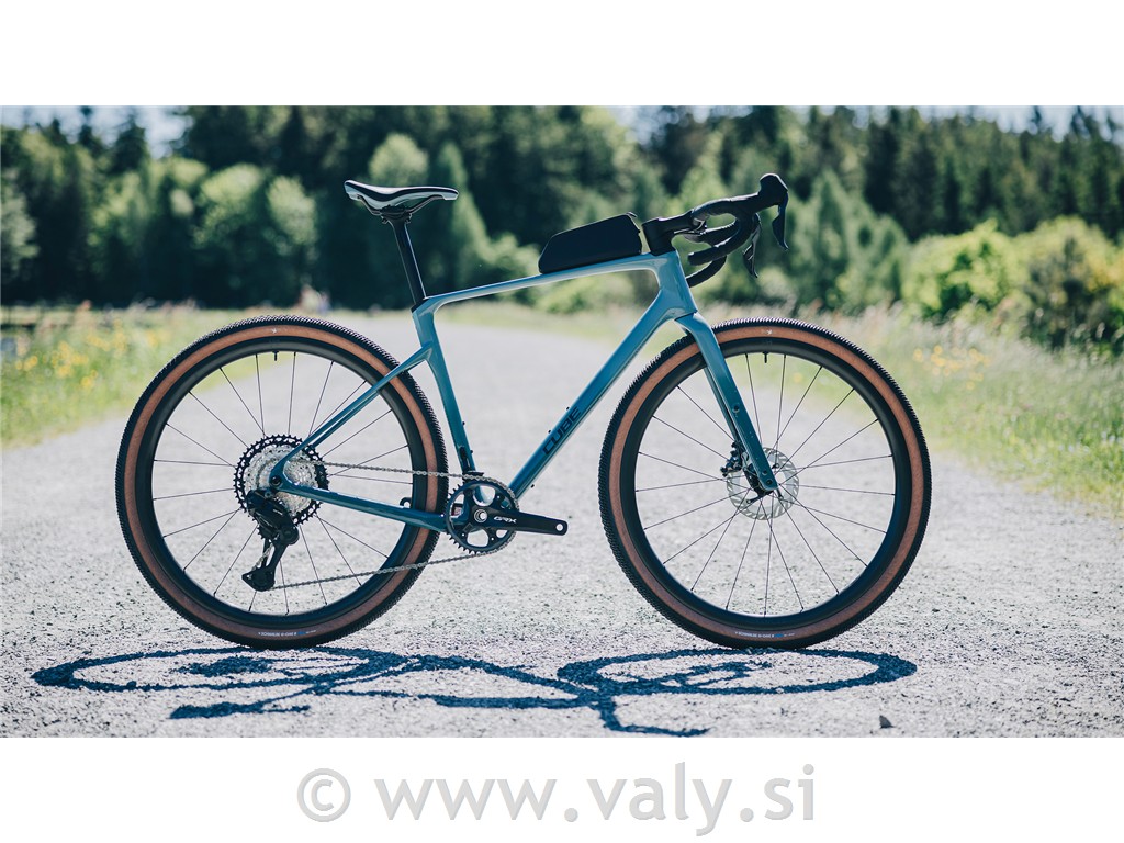 Cube gravel kolo Nuroad C:62 EX modra (surfblue´n´black)