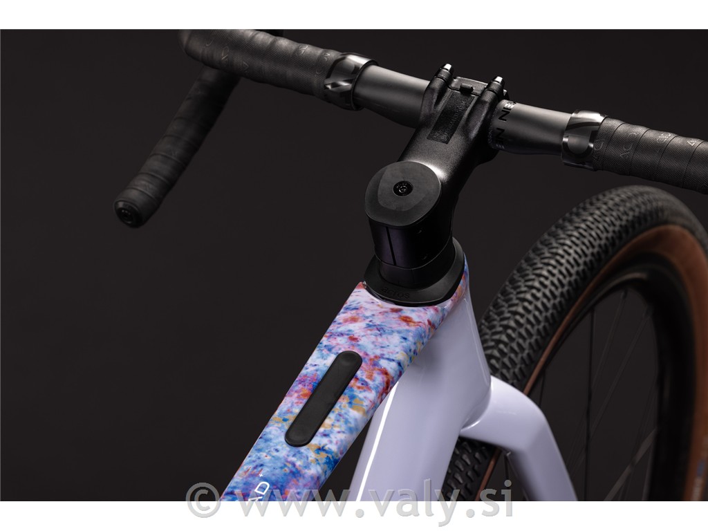 Cube gravel kolo Nuroad C:62 EX artline