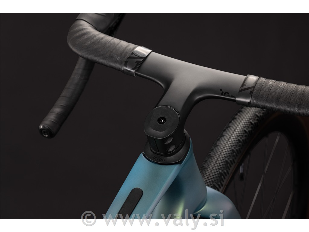 Cube gravel kolo Nuroad C:62 Race zelena (jungali´n´black)
