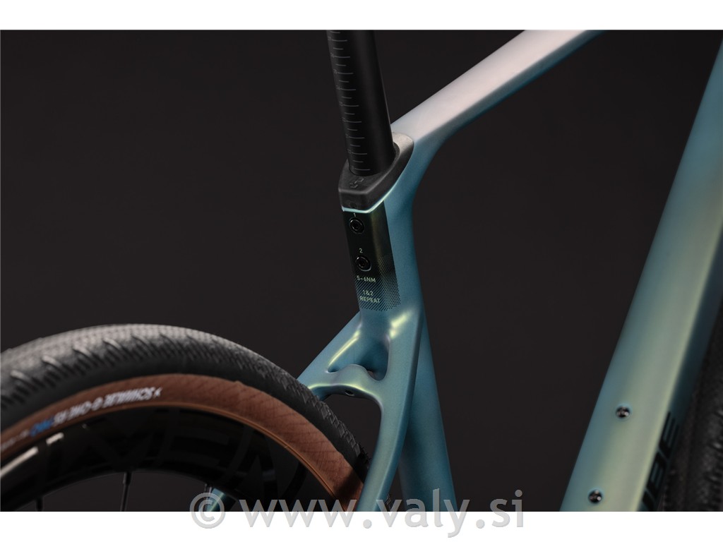 Cube gravel kolo Nuroad C:62 Race zelena (jungali´n´black)
