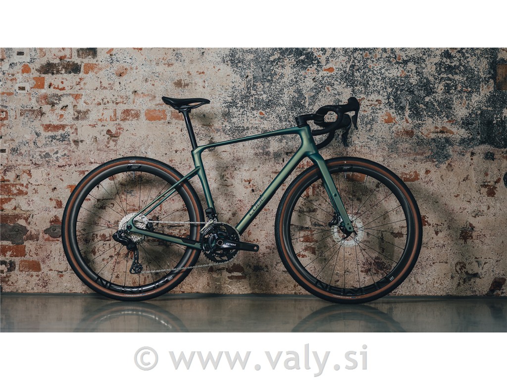 Cube gravel kolo Nuroad C:62 Race zelena (jungali´n´black)