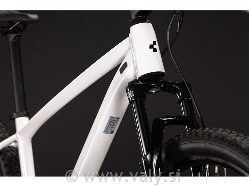 Cube gorsko kolo AIM ONE bela (metallicwhite´n´black)