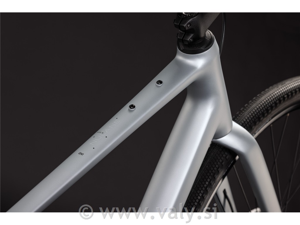 Cube kolo Nulane ONE srebrna (silverstar´n´reflex)