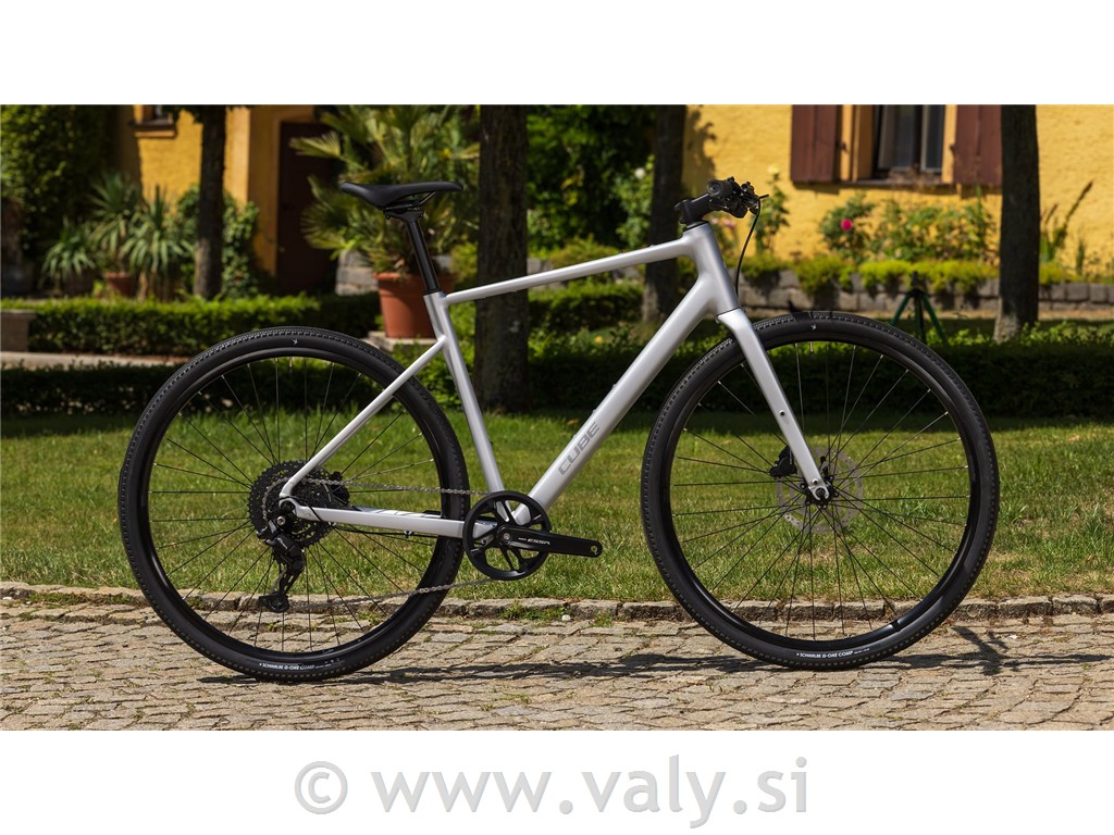 Cube kolo Nulane ONE srebrna (silverstar´n´reflex)