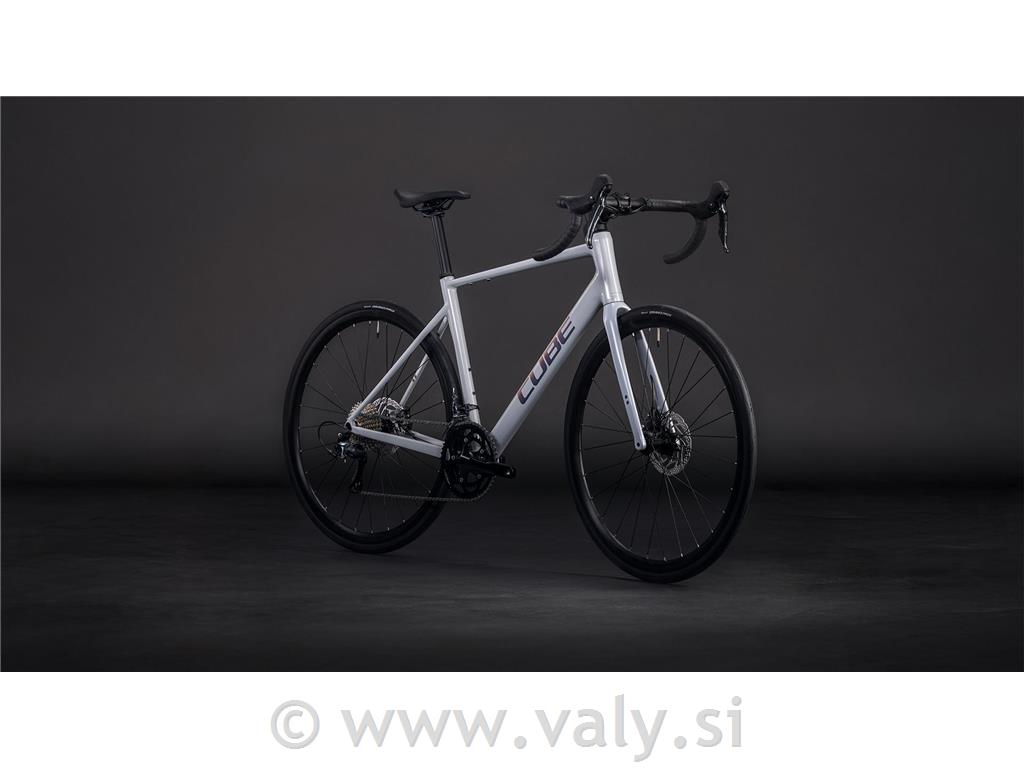 Cube cestno kolo Attain Race (foggrey ´n´ shift)