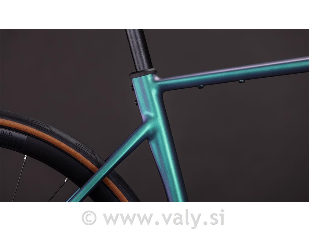 Cube cestno kolo Attain SLX (smaragdgrey´n´prism)