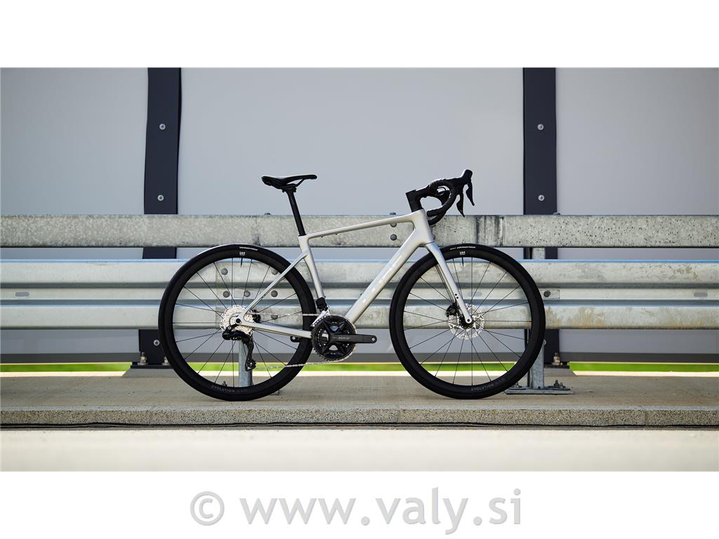Cube cestno kolo Attain C:62 SLX sleekgrey`n´prism