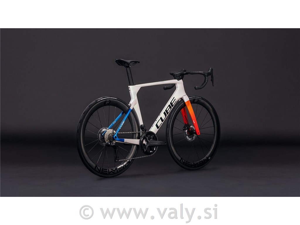 Cube cestno kolo Litening Aero C:68X RACE team