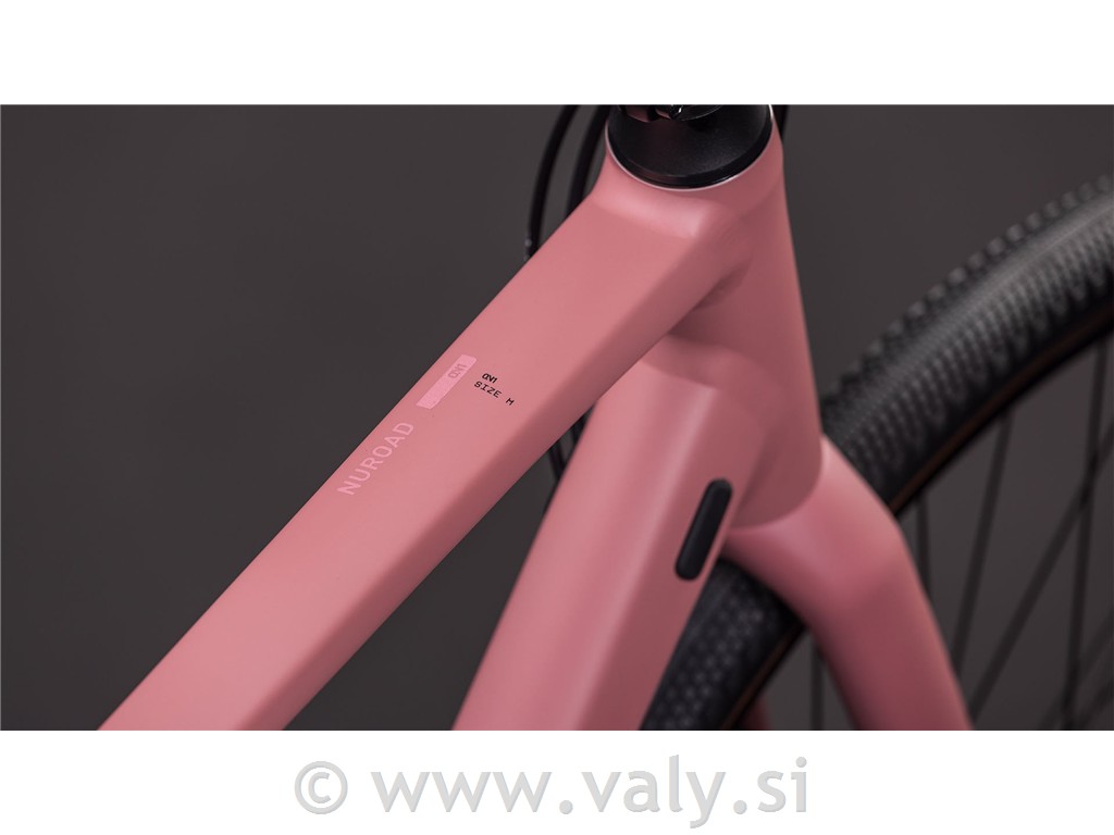 Cube gravel kolo Nuroad One roza (ruby´n´puce)