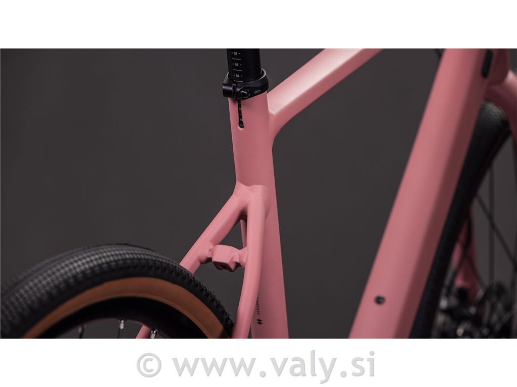 Cube gravel kolo Nuroad One roza (ruby´n´puce)