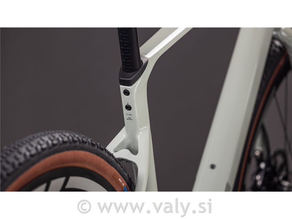 Cube gravel kolo Nuroad C:62 SLX