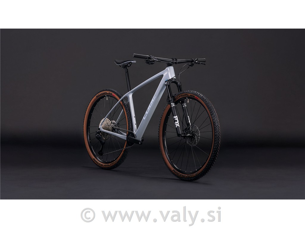 Cube gorsko kolo REACTION C:62 Race siva - bela