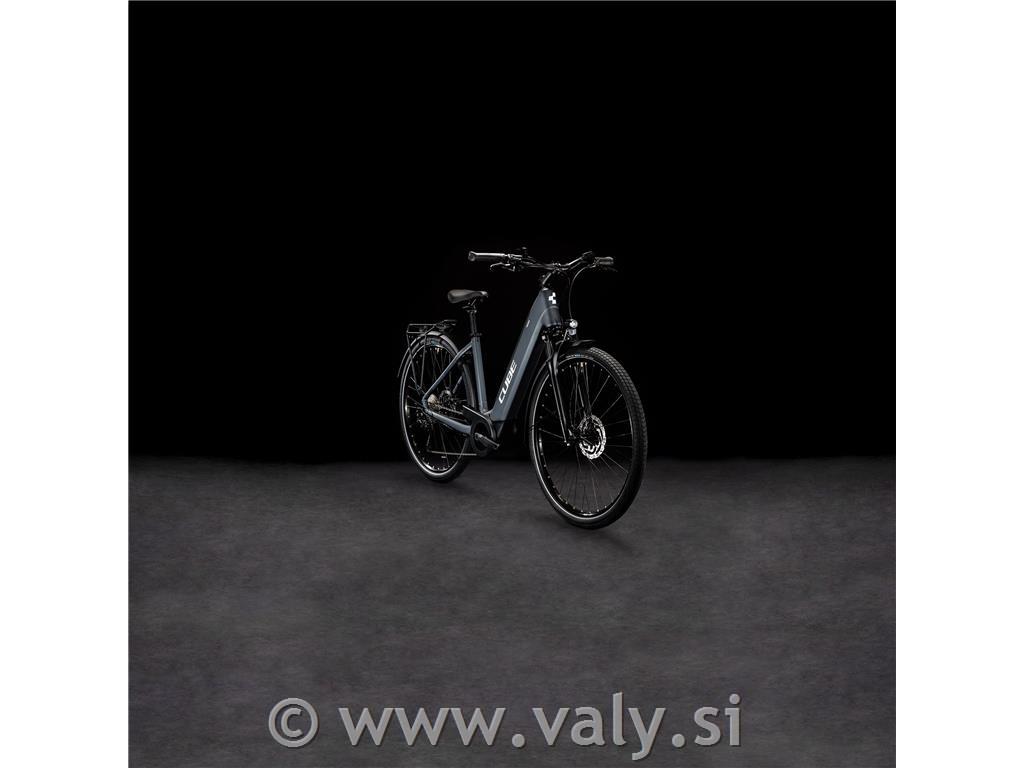 Cube žensko kolo Touring Hybrid ONE 500 EE siva bela