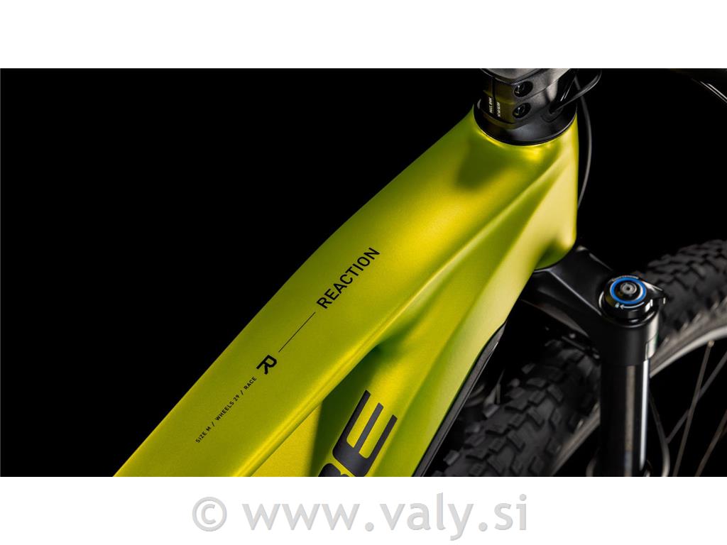 Cube kolo za izposojo Reaction Hybrid RACE 800