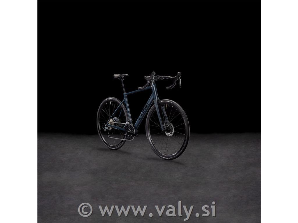 Cube cestno kolo Attain Race