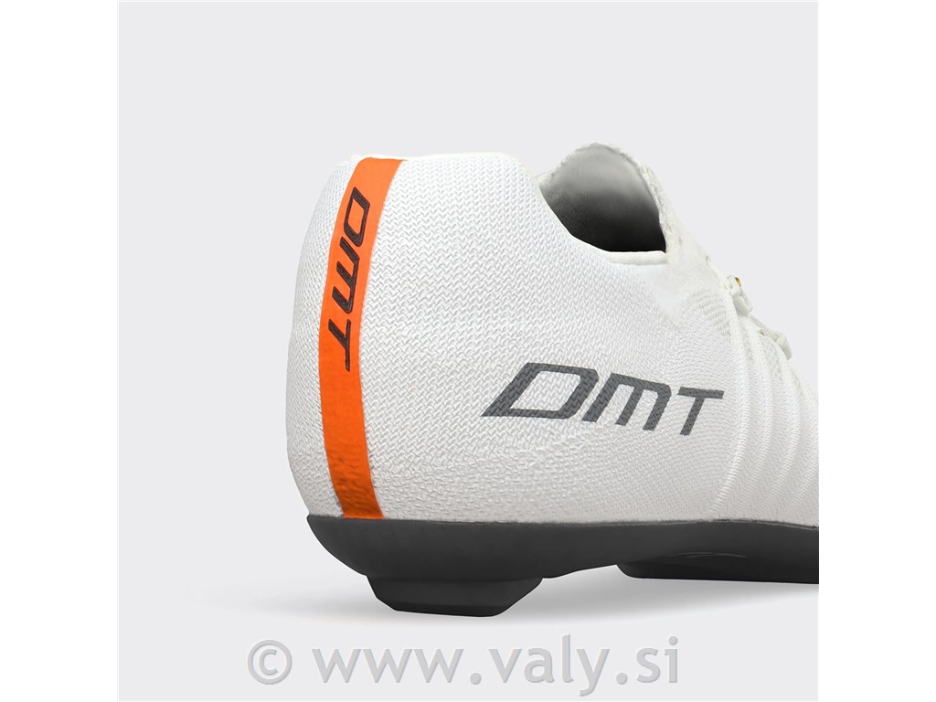 DMT čevlji Pogi's Superlight model Tadeja Pogačrja