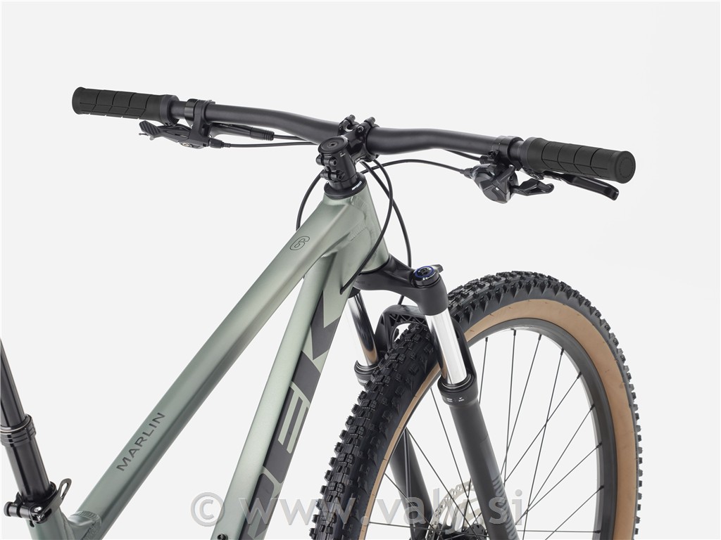 Trek gorsko kolo MARLIN 6 Gen 3 siva