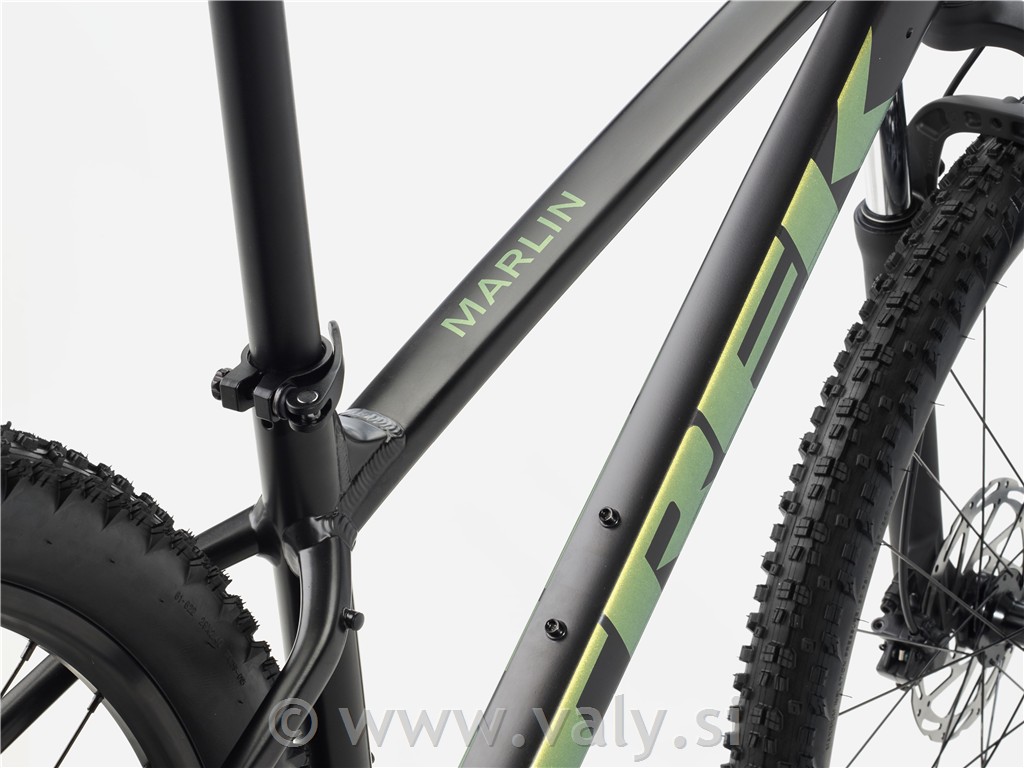Trek gorsko kolo MARLIN 4 Gen 3 črna (Matte Dark Web)