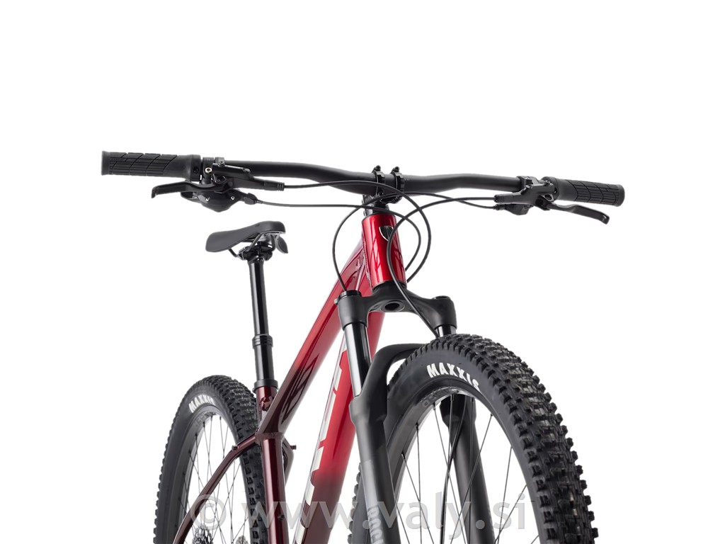 Trek gorsko kolo MARLIN 7 Gen 3 rdeča