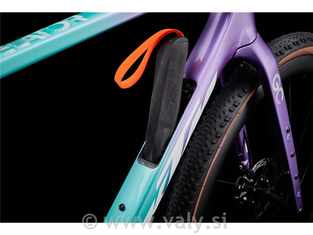 KTM gravel kolo Gravelator Pro siva (moon rock matt)